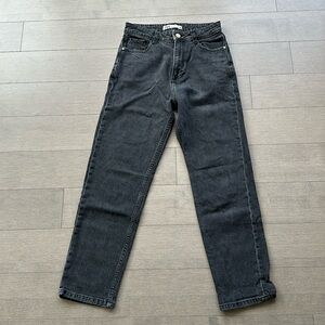 Women’s black Zara Jeans